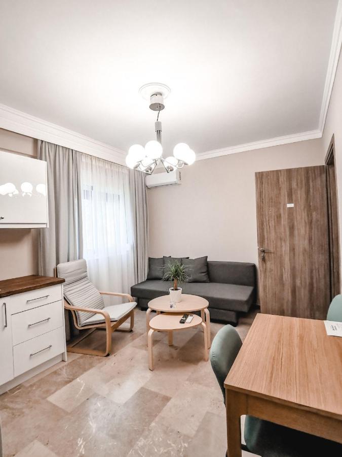 Tip Top Apartment Chalkís Exterior foto